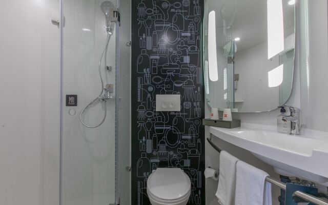 A-home Hotel