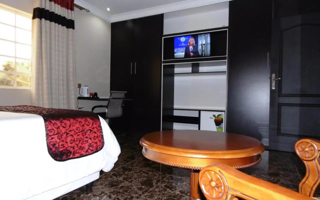 Mlambe Lodges Area 12