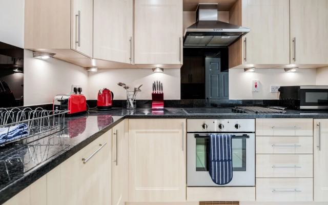 Roomspace Apartments -Royal Swan Quarter