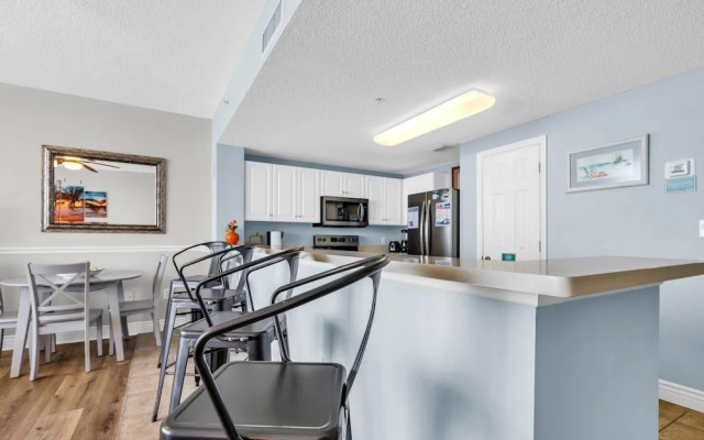 Majestic Beach Towers 1-1213