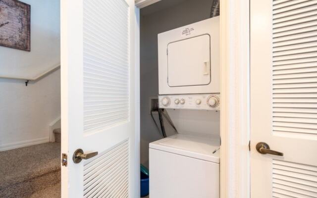 H2u - Lady - Sd4601 3 Bedroom Townhouse