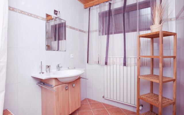 Sunlit Apartment near Ski Area in Wenns