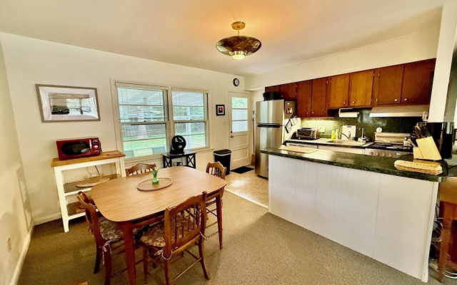 Henlopen Avenue 66
