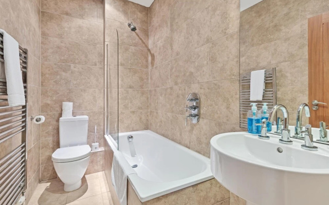 Chalk Cliff panoramic view apartment