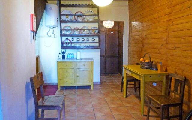 House With one Bedroom in Nisa, With Wonderful Mountain View and Wifi