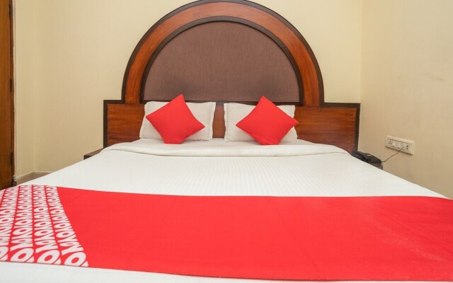 OYO 10435 Star Deluxe Lodge