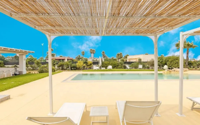Villa Eriberto - Pool 3 Bedrooms 8 Sleeps
