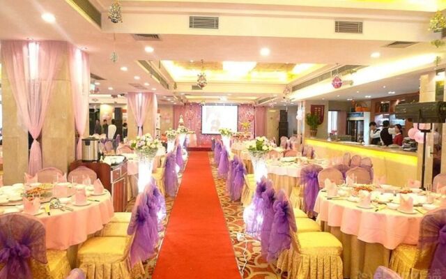 Guo Bin Commercial Hotel