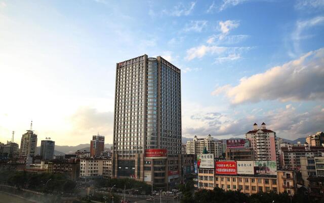 Ramada Longyan