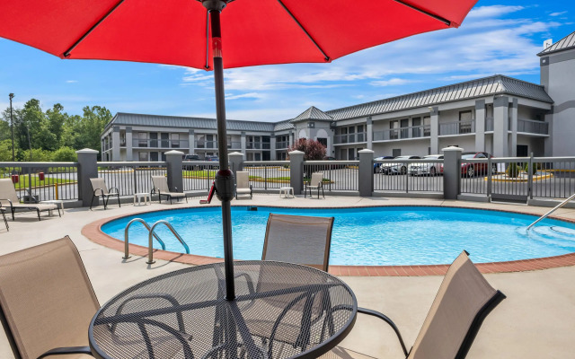 Quality Inn Fort Campbell