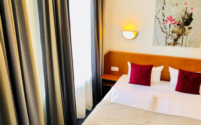 Hotel Condor