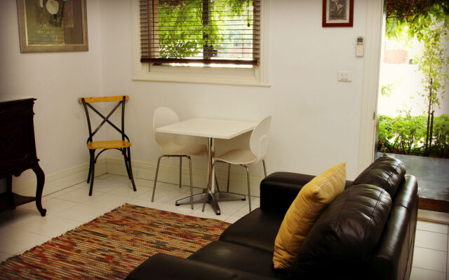 CocknBull Boutique Hotel