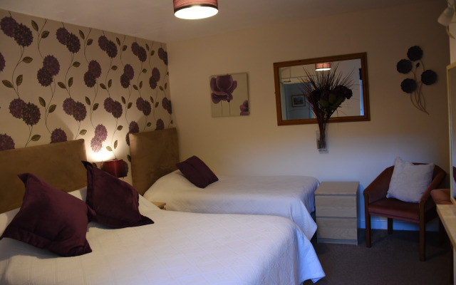 The Edward Hotel