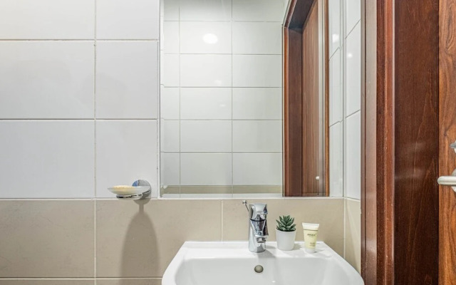 LUX Holiday Home - Azure Residence 2