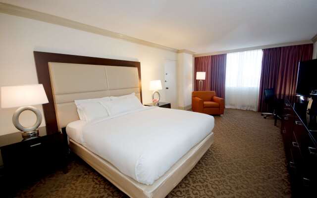 Hilton Palm Beach PBI