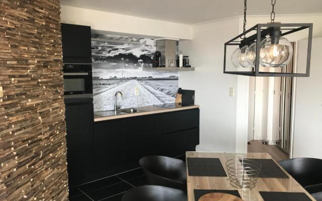 Residentie Hydro Palace, Zeedijk 250!