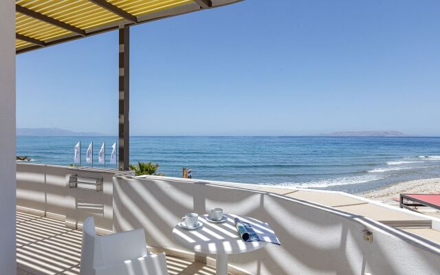 Golden Bay Boutique Hotel & Bungalows