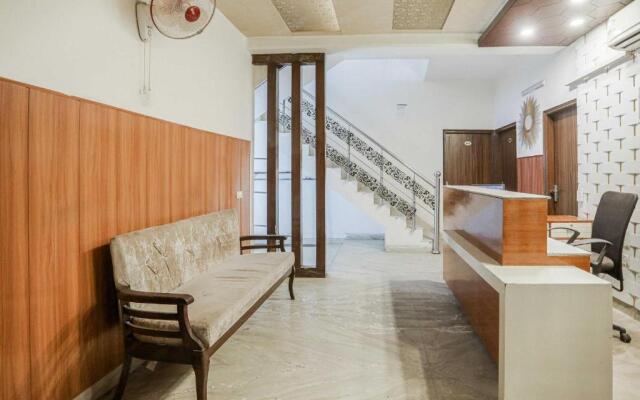 Oyo Townhouse 1120 Moonlight Residency