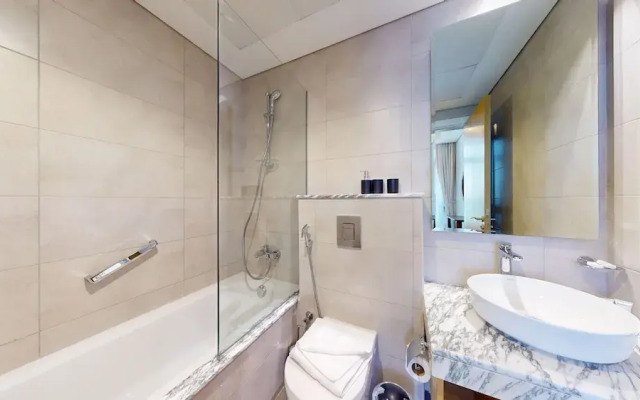 Primestay - 2BR Aykon Tower - Dubai