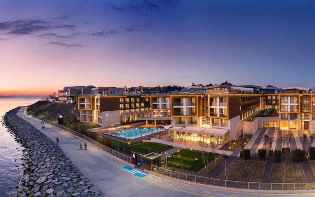 Crowne Plaza Florya Istanbul, an IHG Hotel