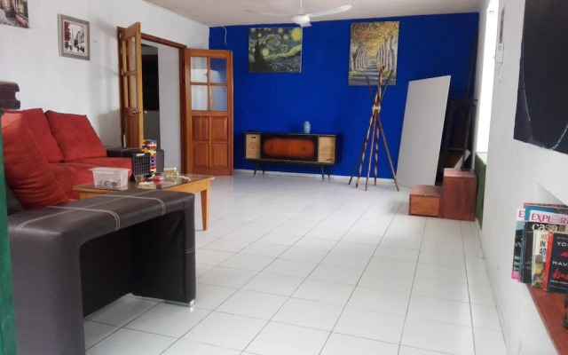 El Mayab Hostel