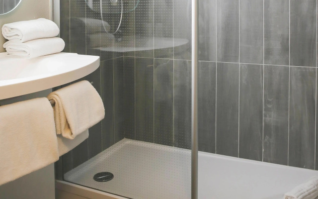 ibis Bourg Jasseron/Teyssonge