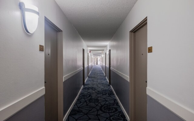 Monterey Bay Travelodge