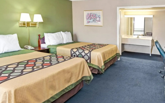 Super 8 by Wyndham Carrollton GA