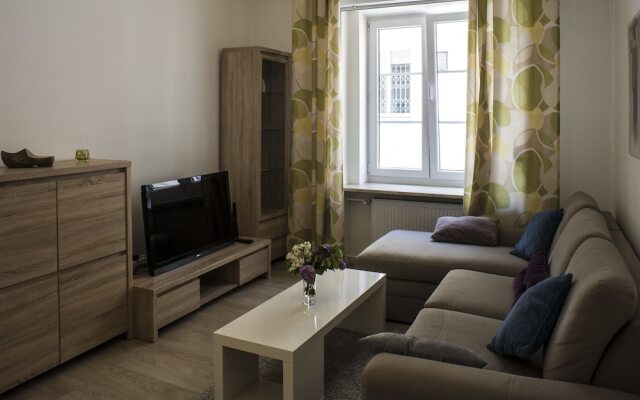 Rais Serviced Apartments