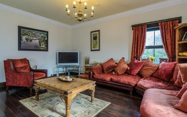 Kesh Country Manor