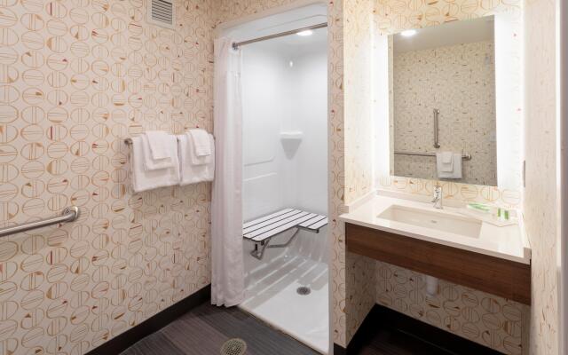 Holiday Inn Marquette by IHG