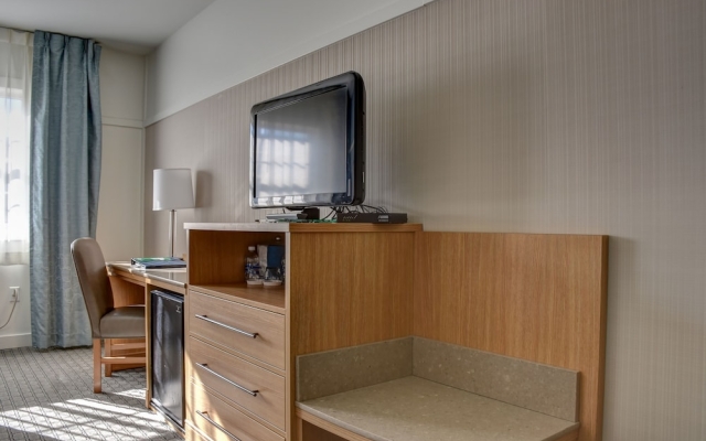 Two Trees Inn at Foxwoods