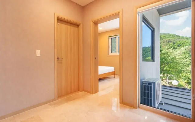 Hoengseong Irangdunaerecreationalpension