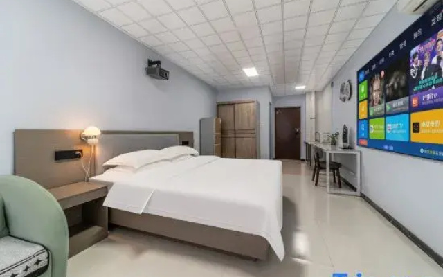 Wanjia Homestay (Linyi Global Jinshuiwan)