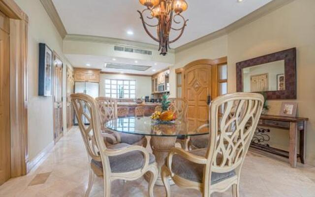 Medano Beach Villas
