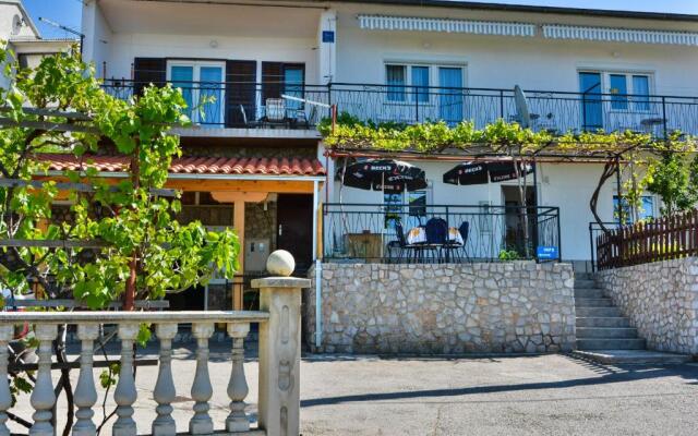Apartment Skale