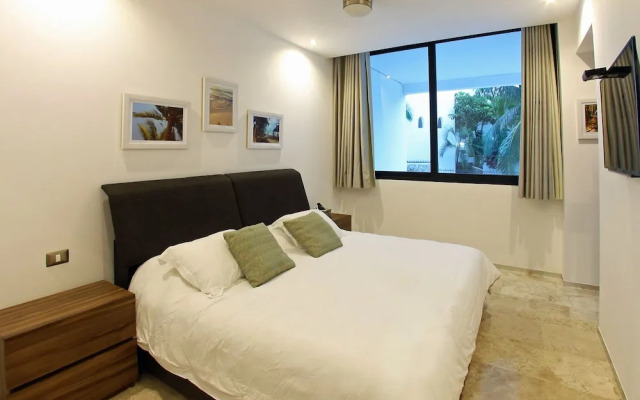 Menesse on the Beach