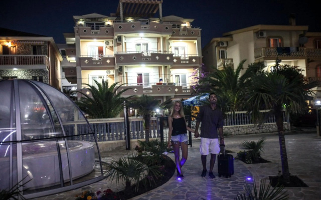 Aparthotel Villa Primafila