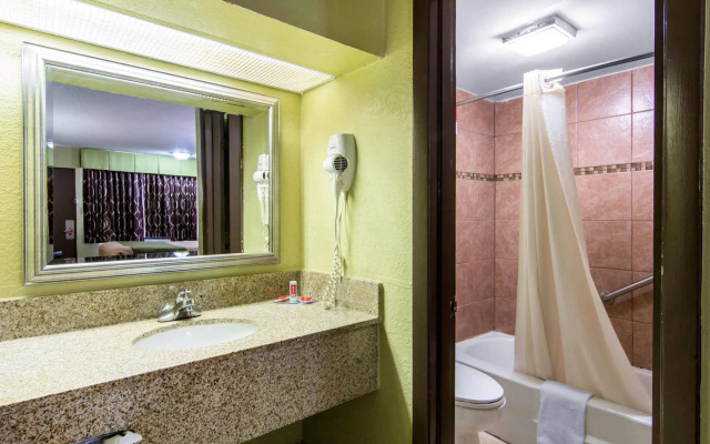 Econo Lodge Weldon - Roanoke Rapids