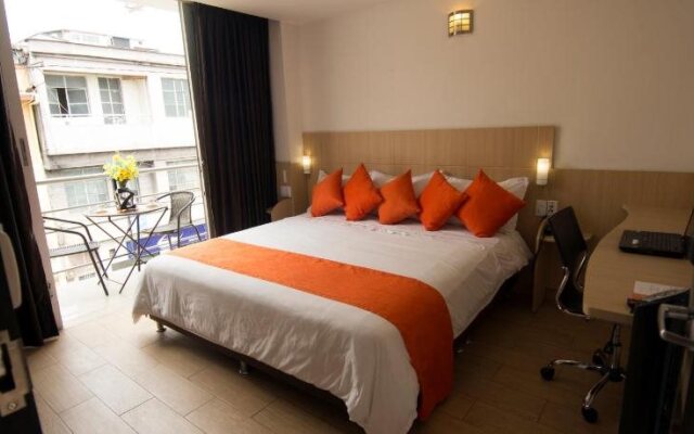 Hotel Granada Plaza