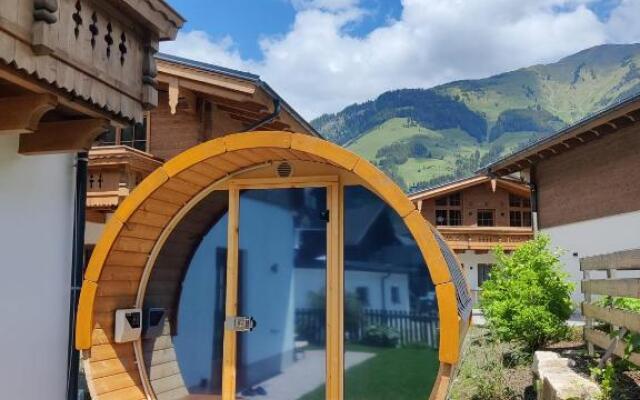 Hochalmbahnen Chalets Rauris 1-02, Maislaufeldweg 1b