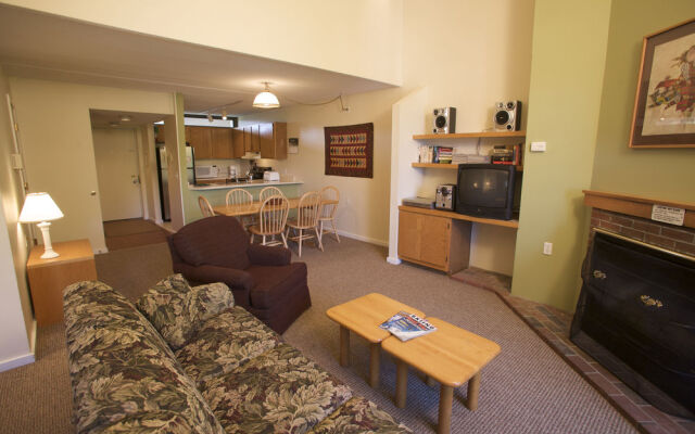 Pinnacle Condominiums