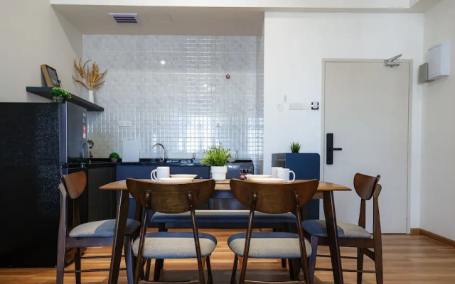 The Quartz Residence By I Housing