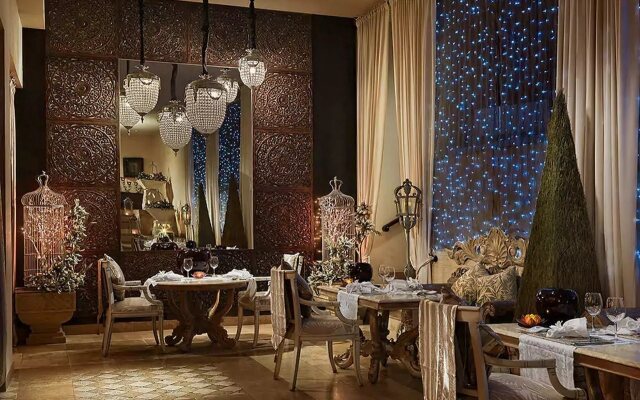 Royal Garden Villas & Spa