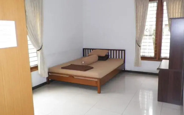 Setra Duta Guest House
