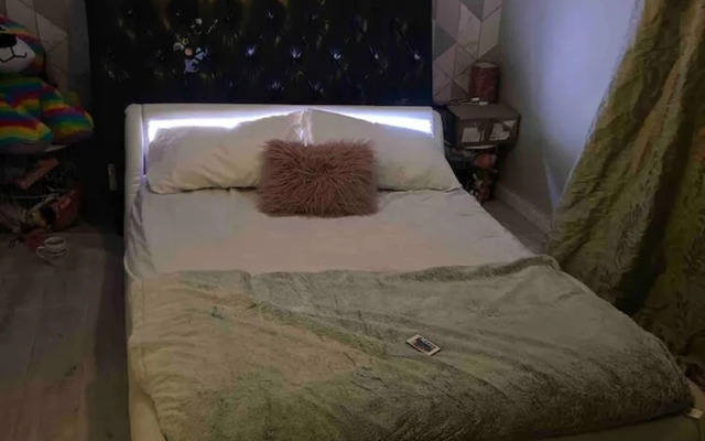 Stunning Apartment In Smethwick, West Midlands