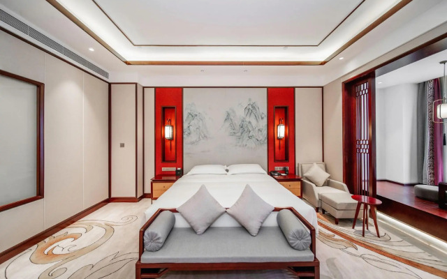 YUN-ZEN Jinling Acrobatics Hotel