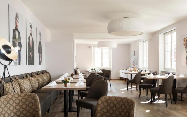 BASE II - Das Bed & Breakfast bei Basel (Lörrach)