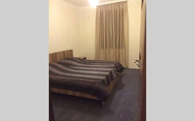 Nazibrola's Guest House