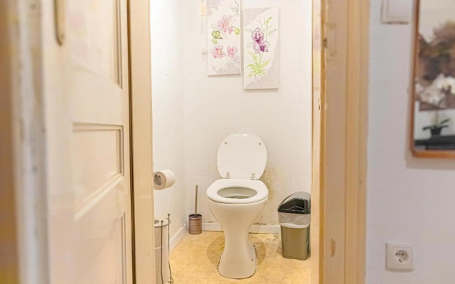 attractive 2BR Apt. Near AKH- Ideal for Longstays